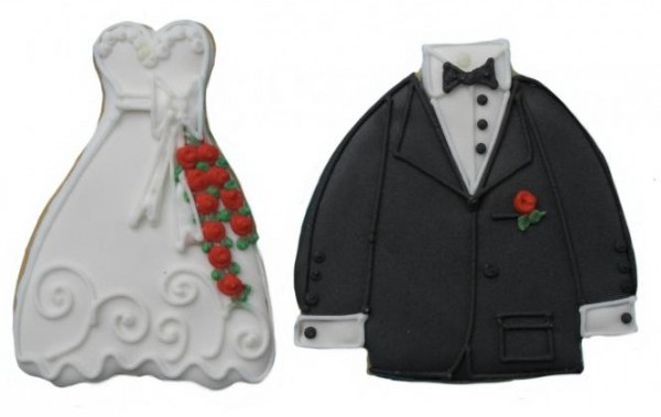-handgefertigte-kekse-brautkleid-and-smoking-20
